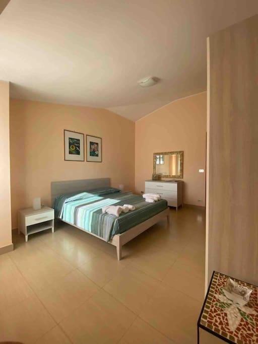 Sunny Home:Palo del Colle Esterno foto